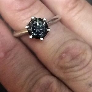 Grey 2 ca. Diamond engagement style ring